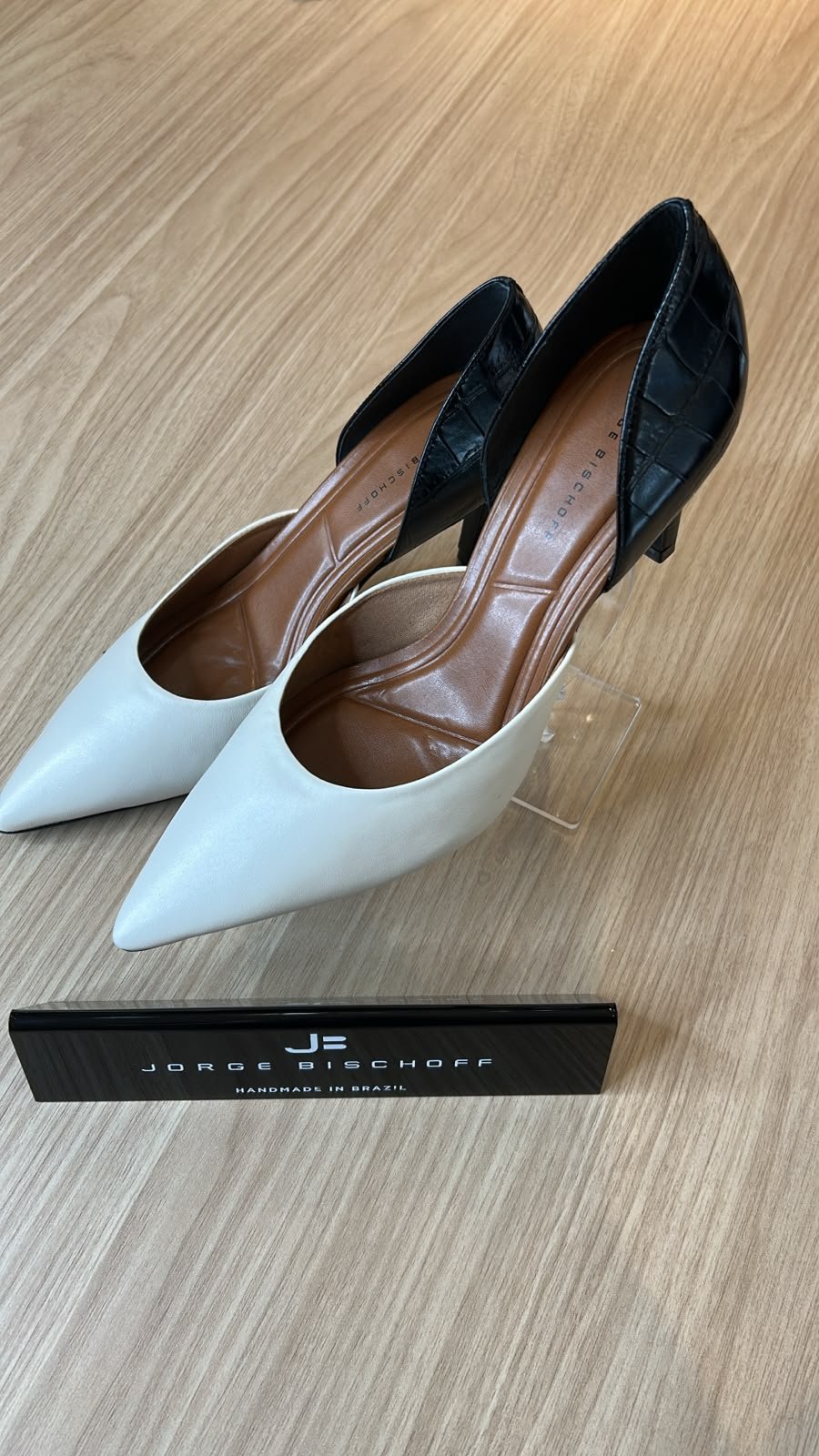 SCARPIN JORGE BISCHOFF- 36 PRETO E BRANCO J18134020001